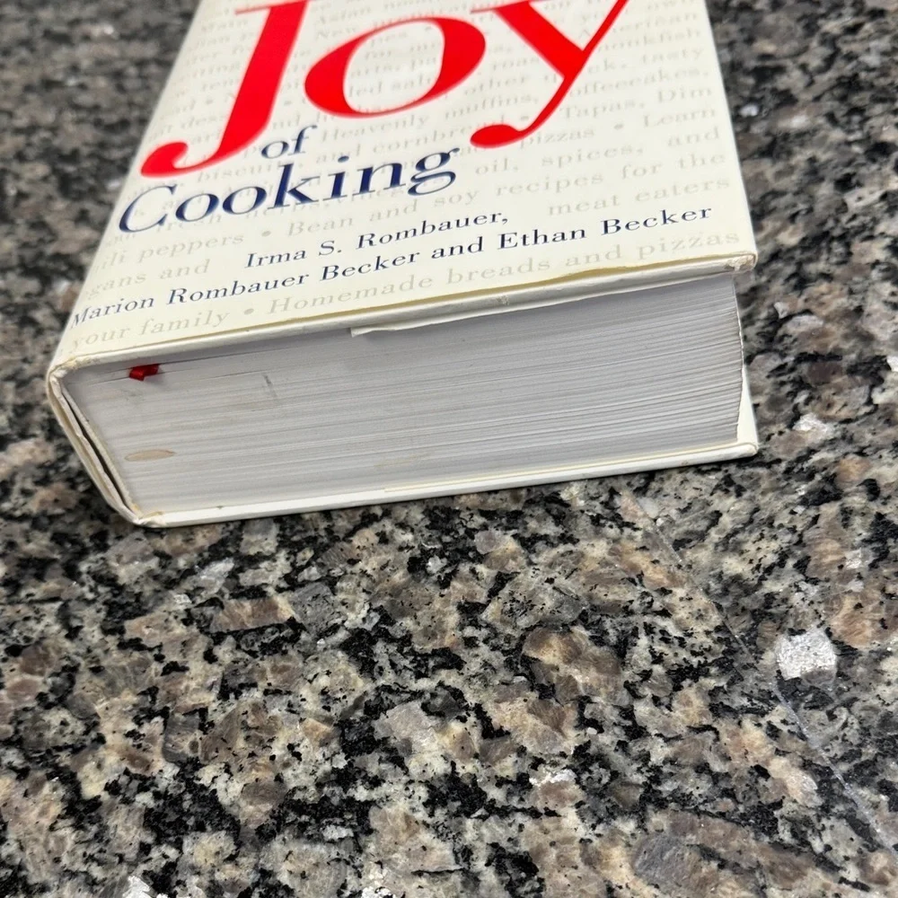 Joy of Cooking Cookbook - Irma S Rombauer Marion Rombauer and Ethan Becker EUC